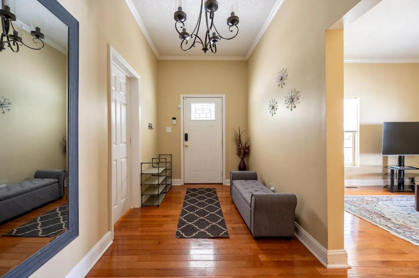 Modern 3-Bedroom, Big Fence Yard, Pets Stay Free Durham Exterior photo